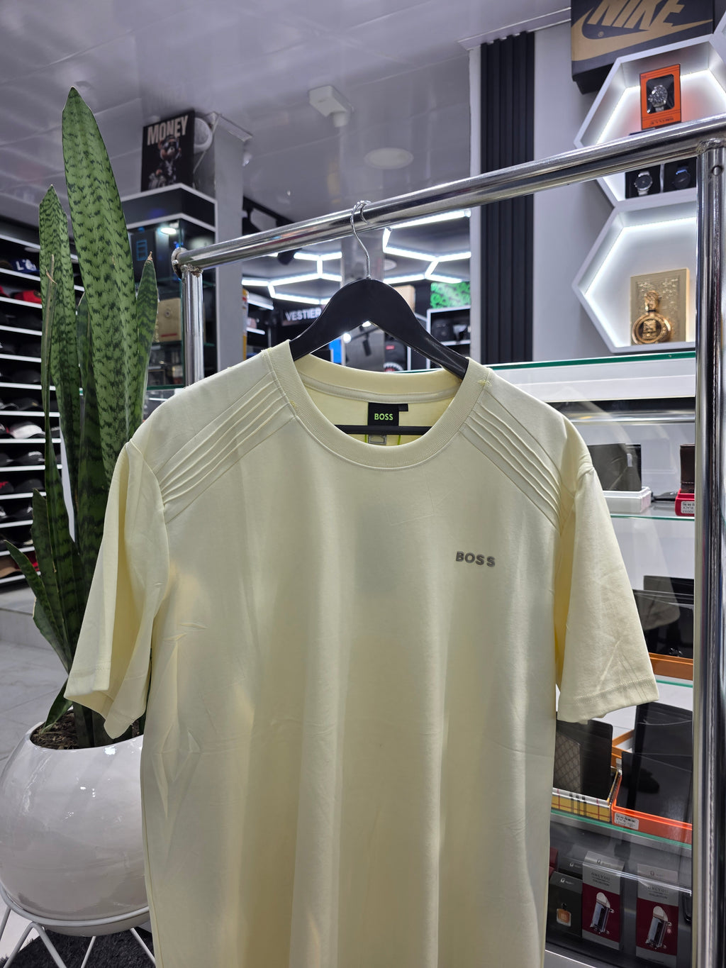 CAMISETA HUGO BOSS TOP QUALITY REF. 11142