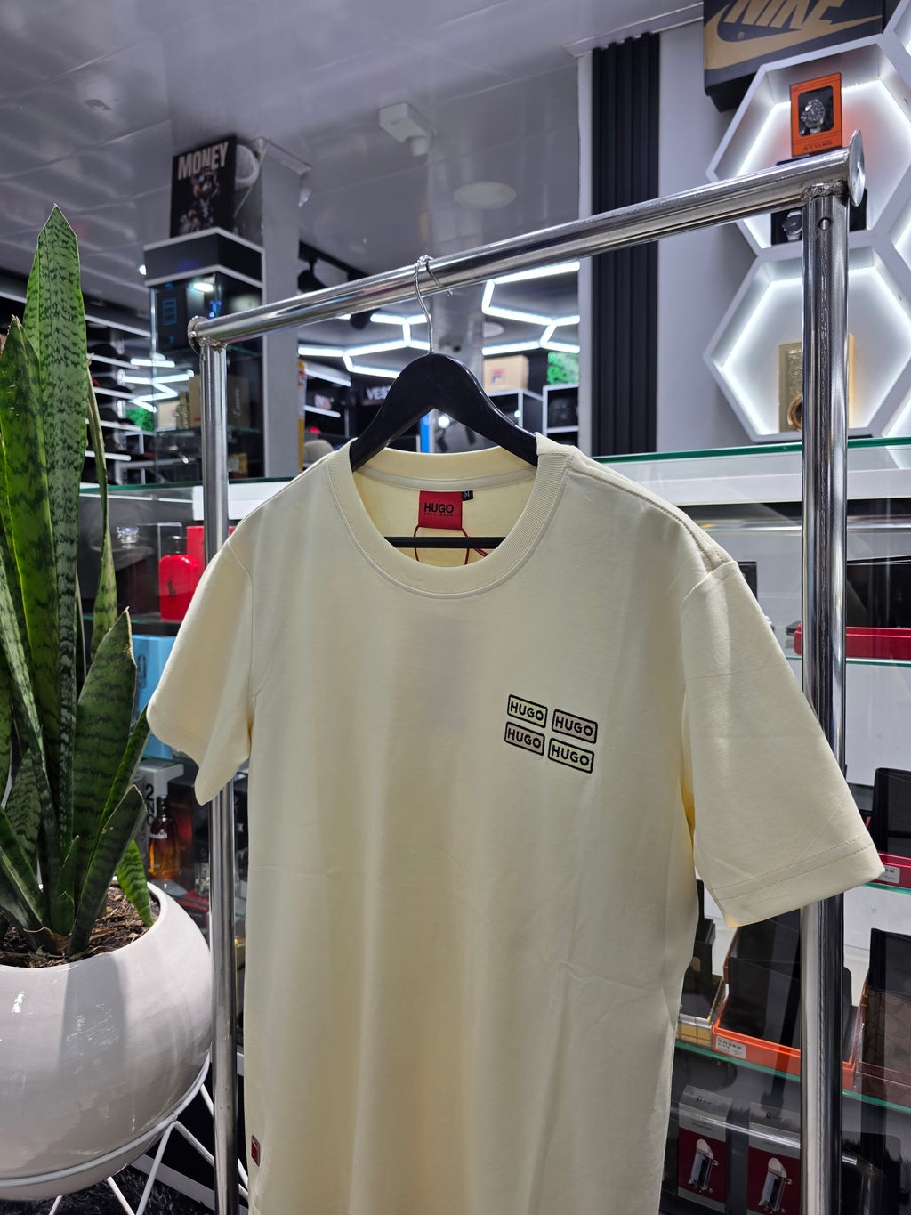CAMISETA HUGO BOSS TOP QUALITY REF. 11145