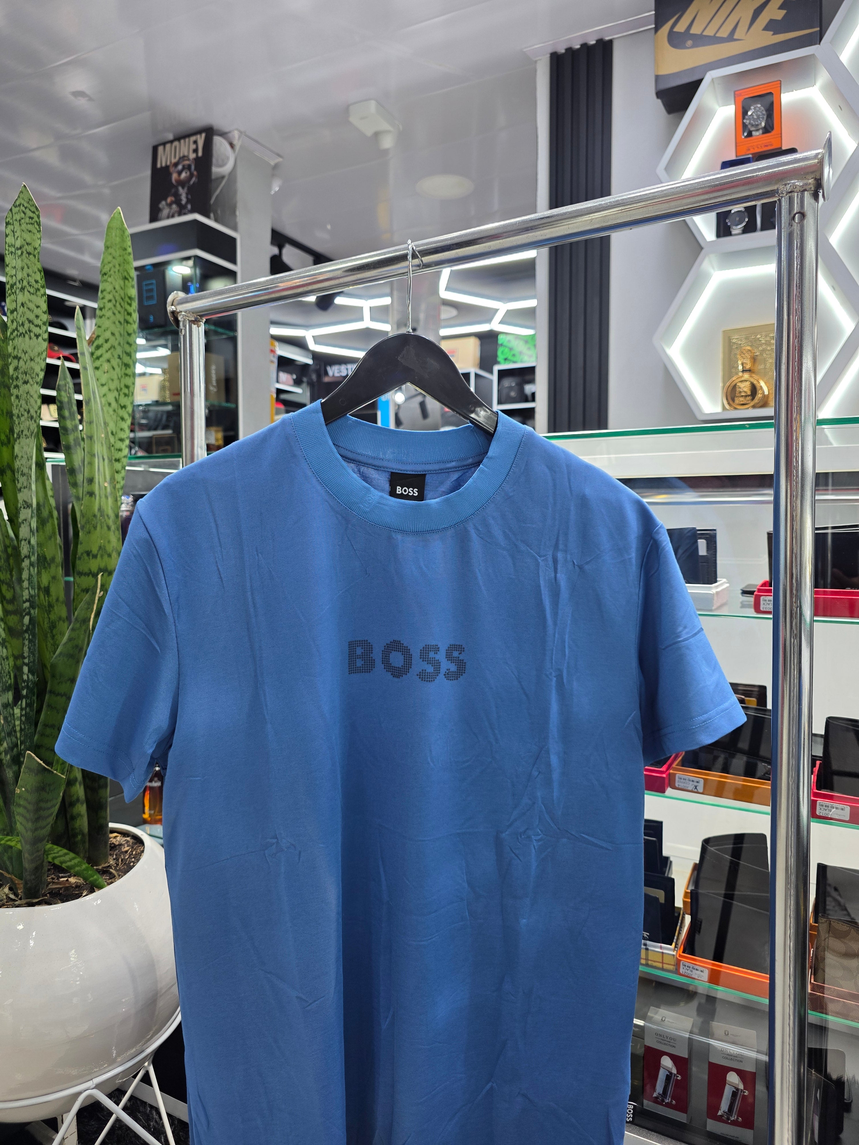 CAMISETA HUGO BOSS TOP QUALITY REF. 11143