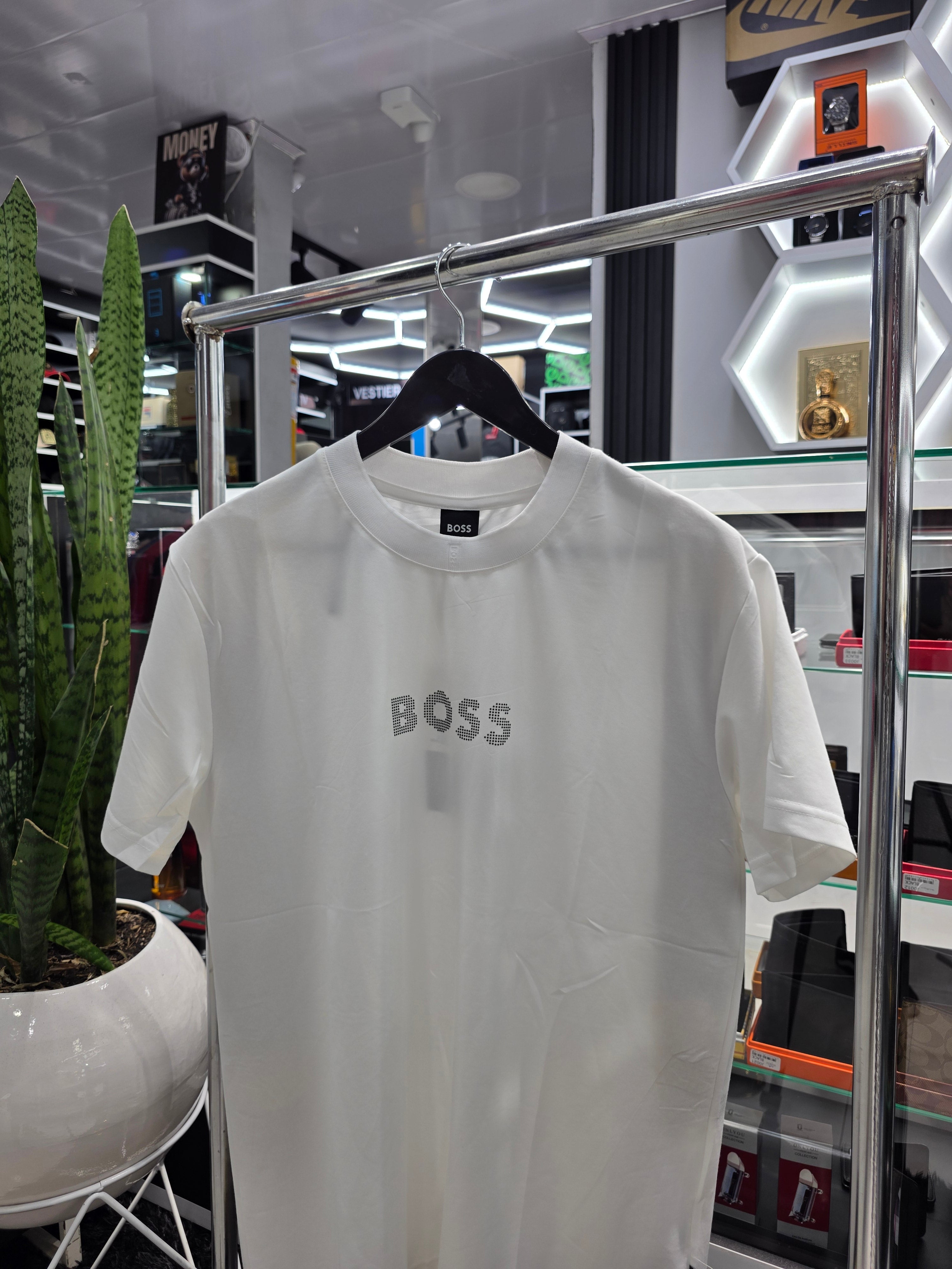 CAMISETA HUGO BOSS TOP QUALITY REF. 11143